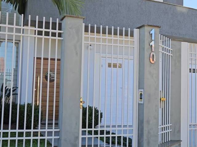 #6 - Casa de alto padrão para Venda em Montenegro - RS - 3