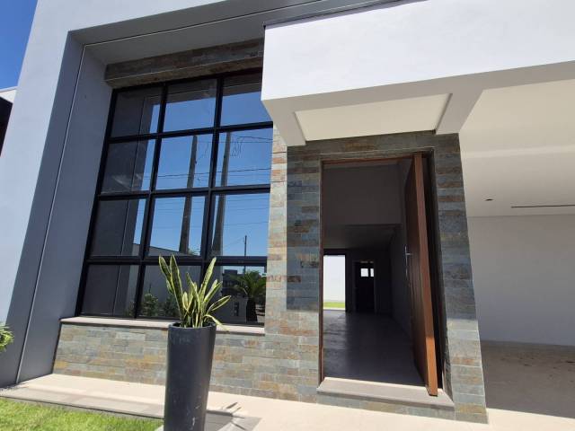 #10 - Casa de alto padrão para Venda em Montenegro - RS - 2